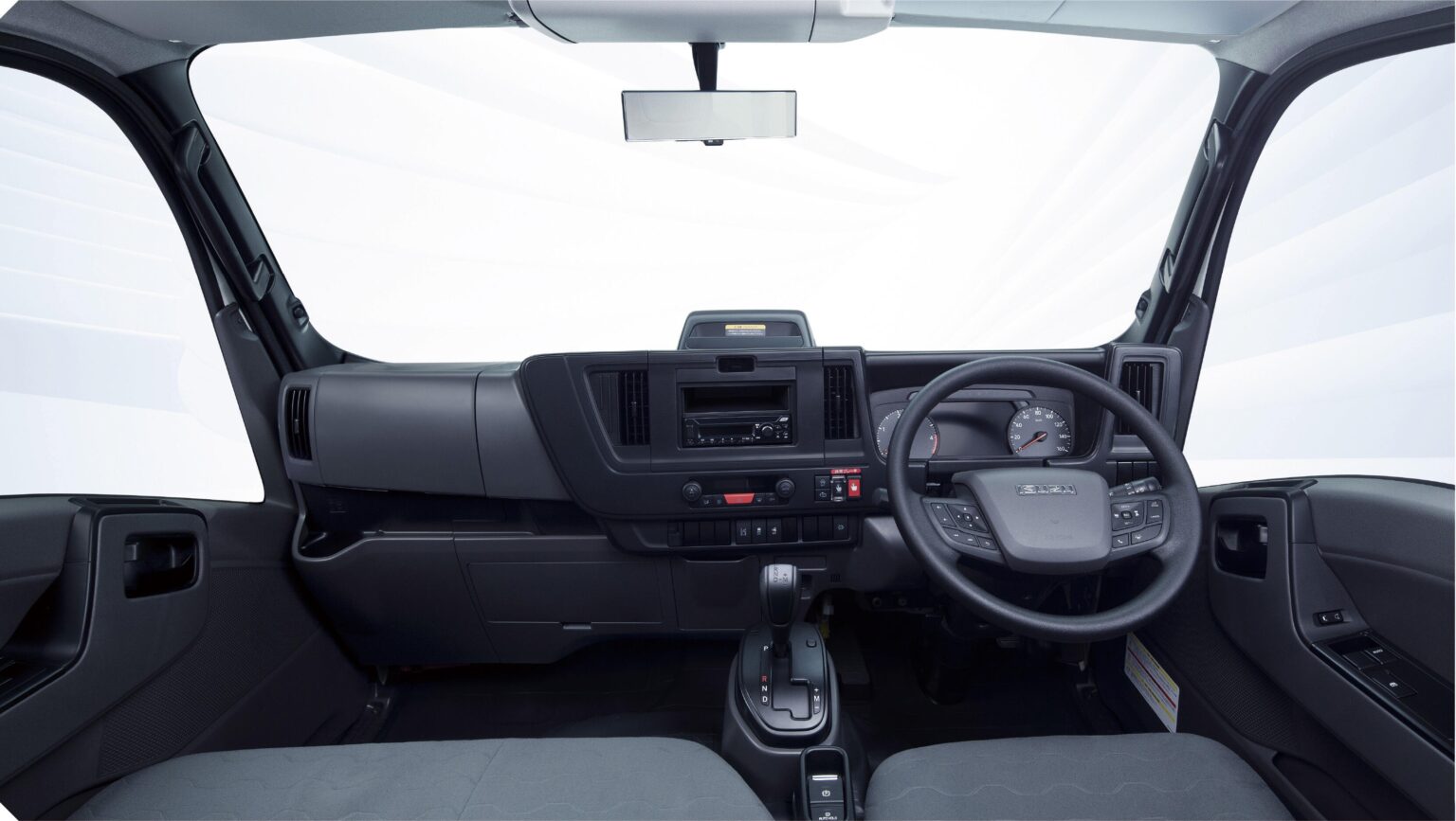 【新型 いすゞ エルフ、フォワード】フルモデルチェンジ！EV登場、ハイブリッドは廃止か。デザイン、エンジン馬力、先進機能など、最新情報、予想